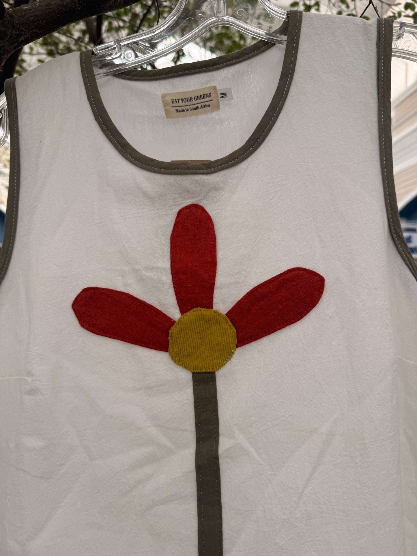 EYG WHITE FLOWER TANK