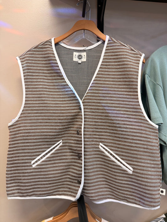 RETRO CLUB STRIPED GILET